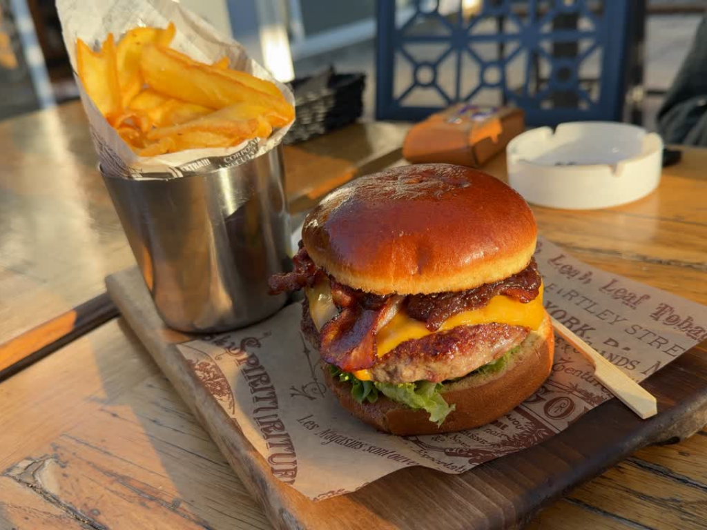 Dvor Tacen Burger Slovenia Shae Beaudoin